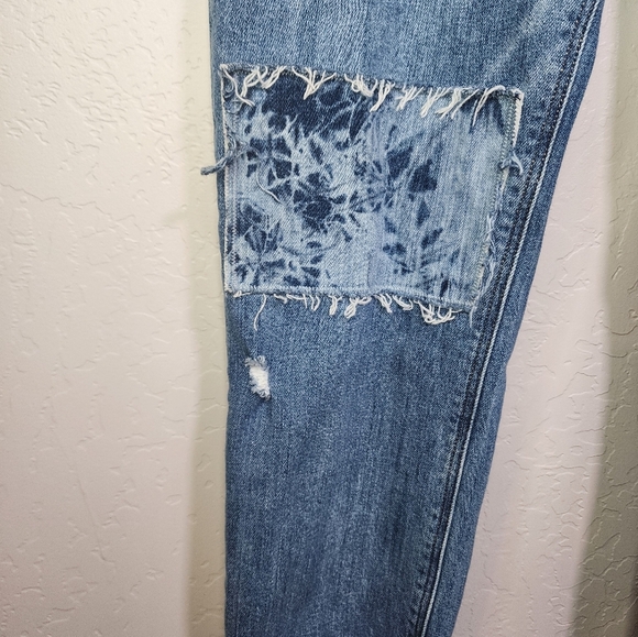 Old Navy Tie Dye Patchwork Boyfriend Jean Size 6 - Picture 10 of 12